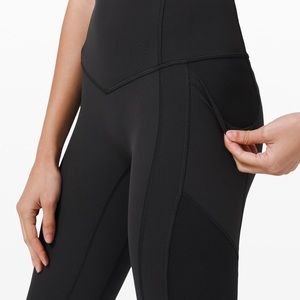 🍋 Lululemon All The Right Places 23” Crop